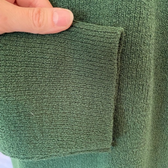 Forest Green V Neck Rib Knit Sweater Cozycore Longer Length Medium Jewel Tone - Picture 7 of 16